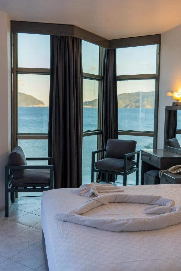 Yuvam Prime Beach Hotel マルマリス エクステリア 写真
